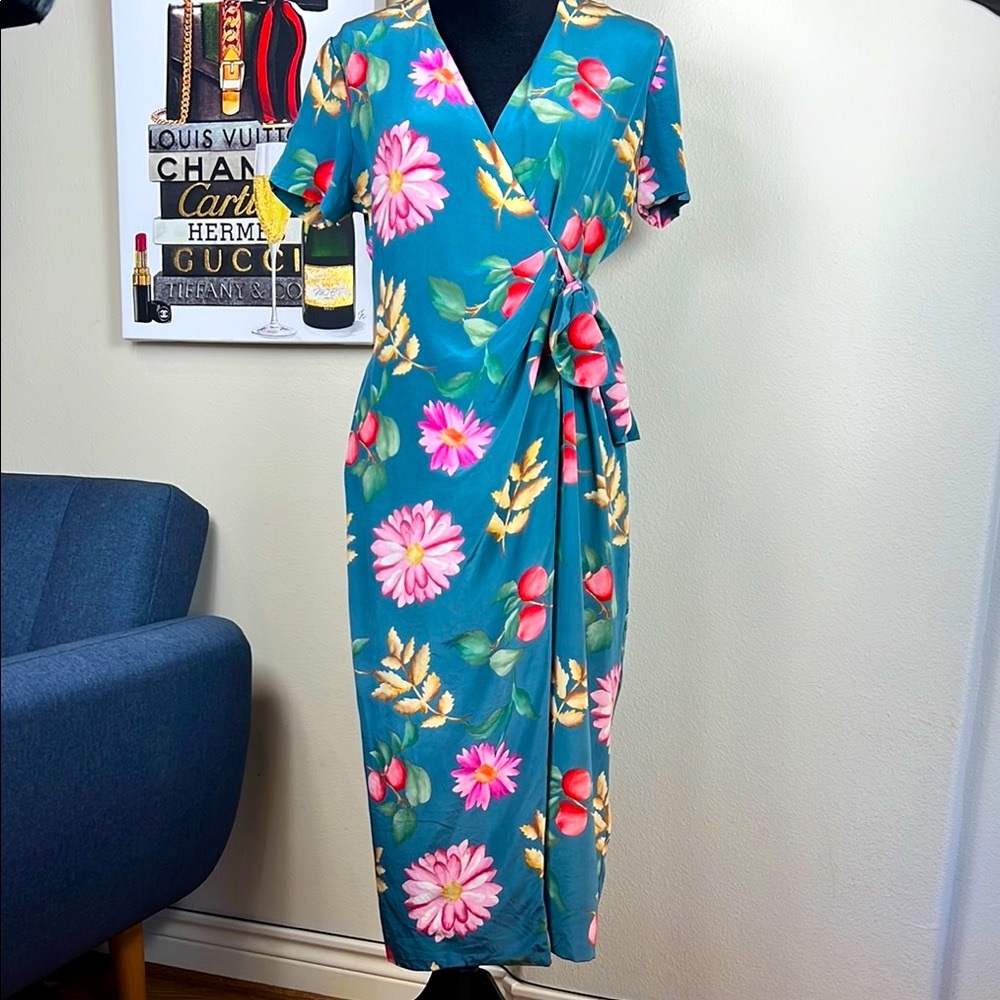 Adrianna Papell Silk Floral & Fruit Wrap Midi Dress w Tie | Size 10P | Vintage